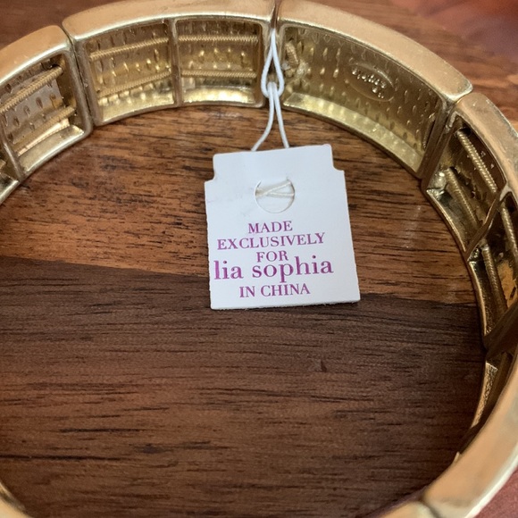 NWT Lia Sophia purple stretch bracelet - Picture 3 of 5